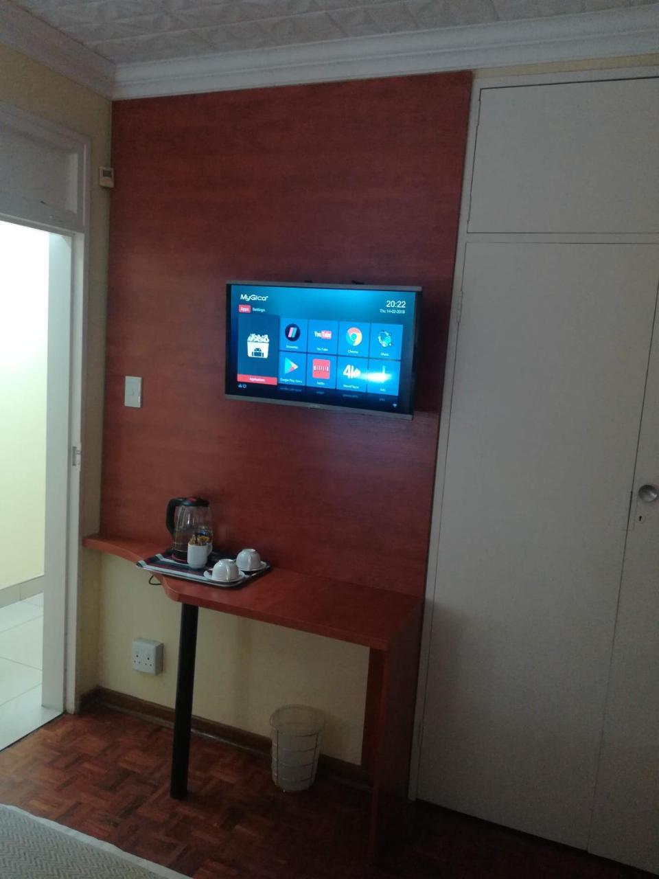דירות יוהנסבורג Lalela House מראה חיצוני תמונה