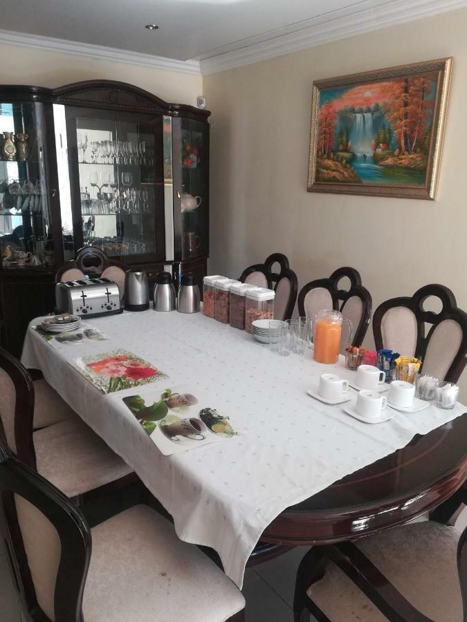 דירות יוהנסבורג Lalela House מראה חיצוני תמונה