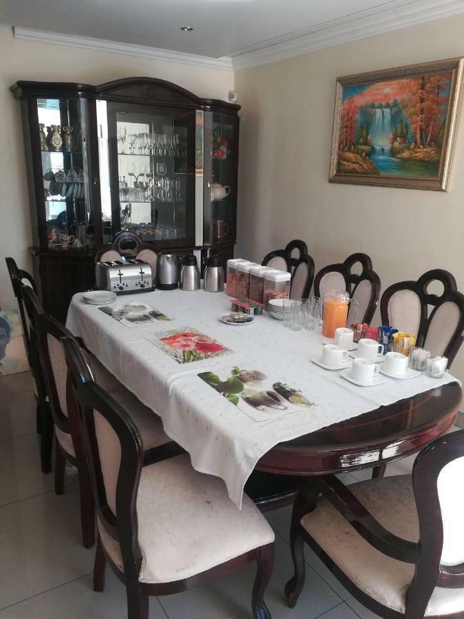 דירות יוהנסבורג Lalela House מראה חיצוני תמונה