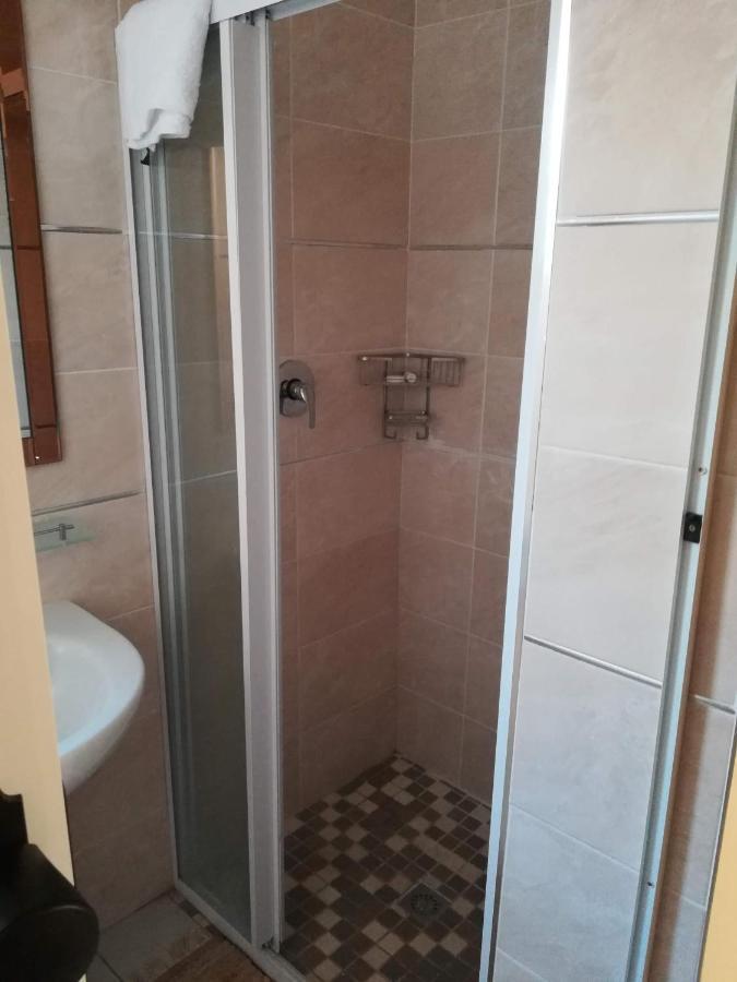 דירות יוהנסבורג Lalela House מראה חיצוני תמונה